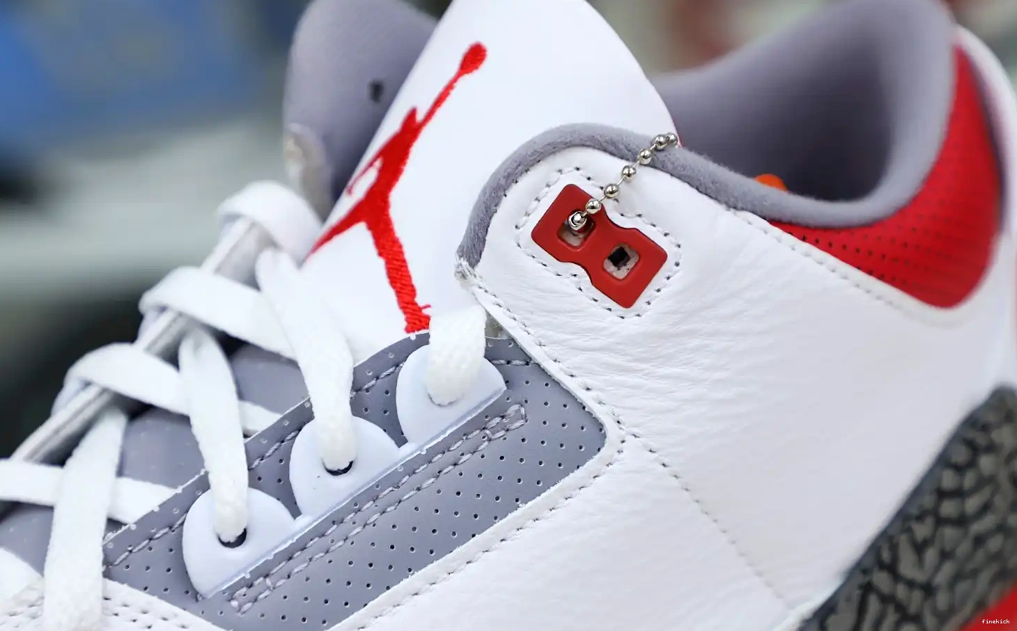 AIR 3RETRO